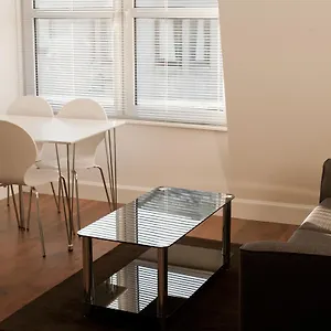 aberdeen-serviced-apartments-charlotte-street.hotelsaberdeenuk.com/